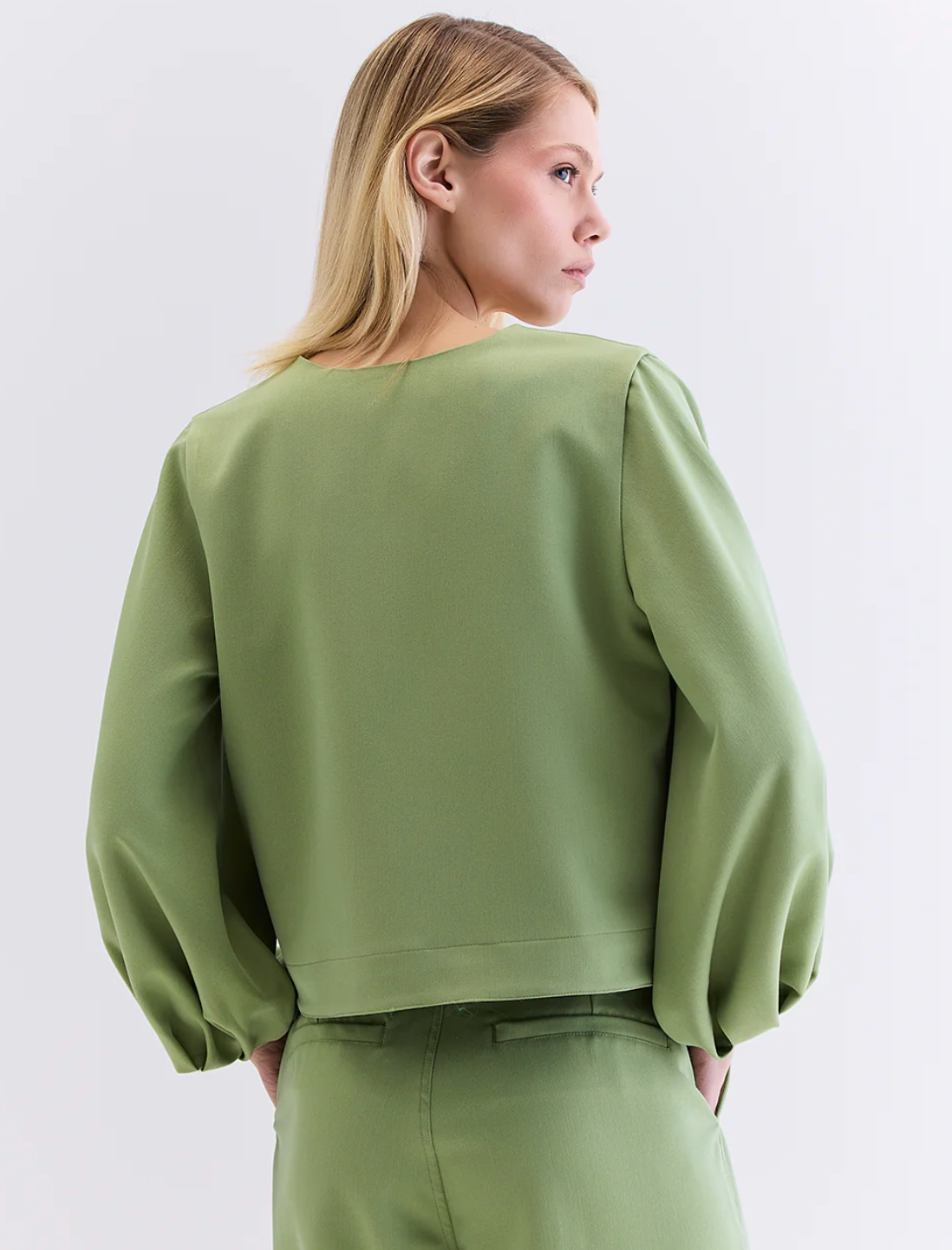 Yisel Top Olive