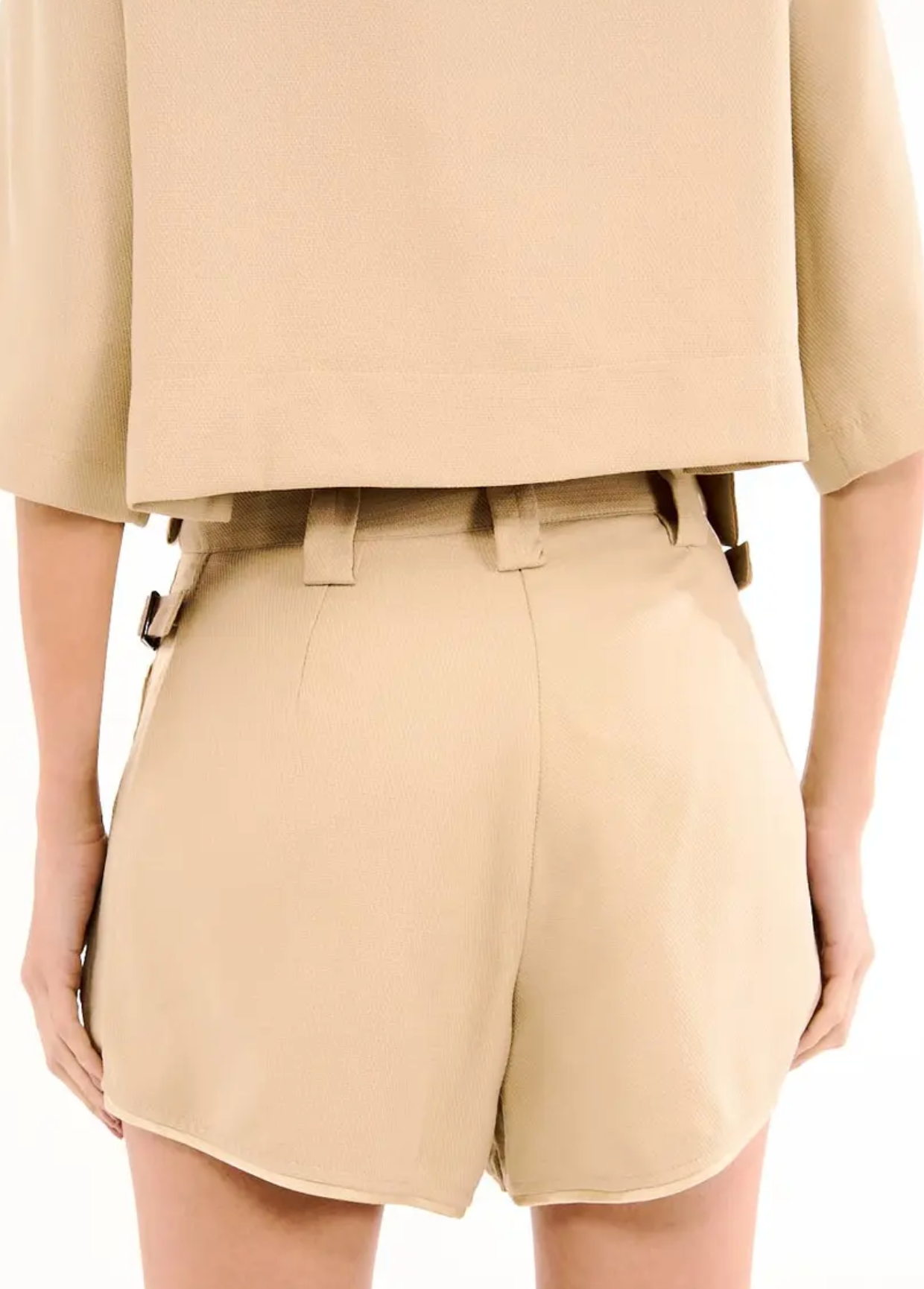 Luca Short Beige