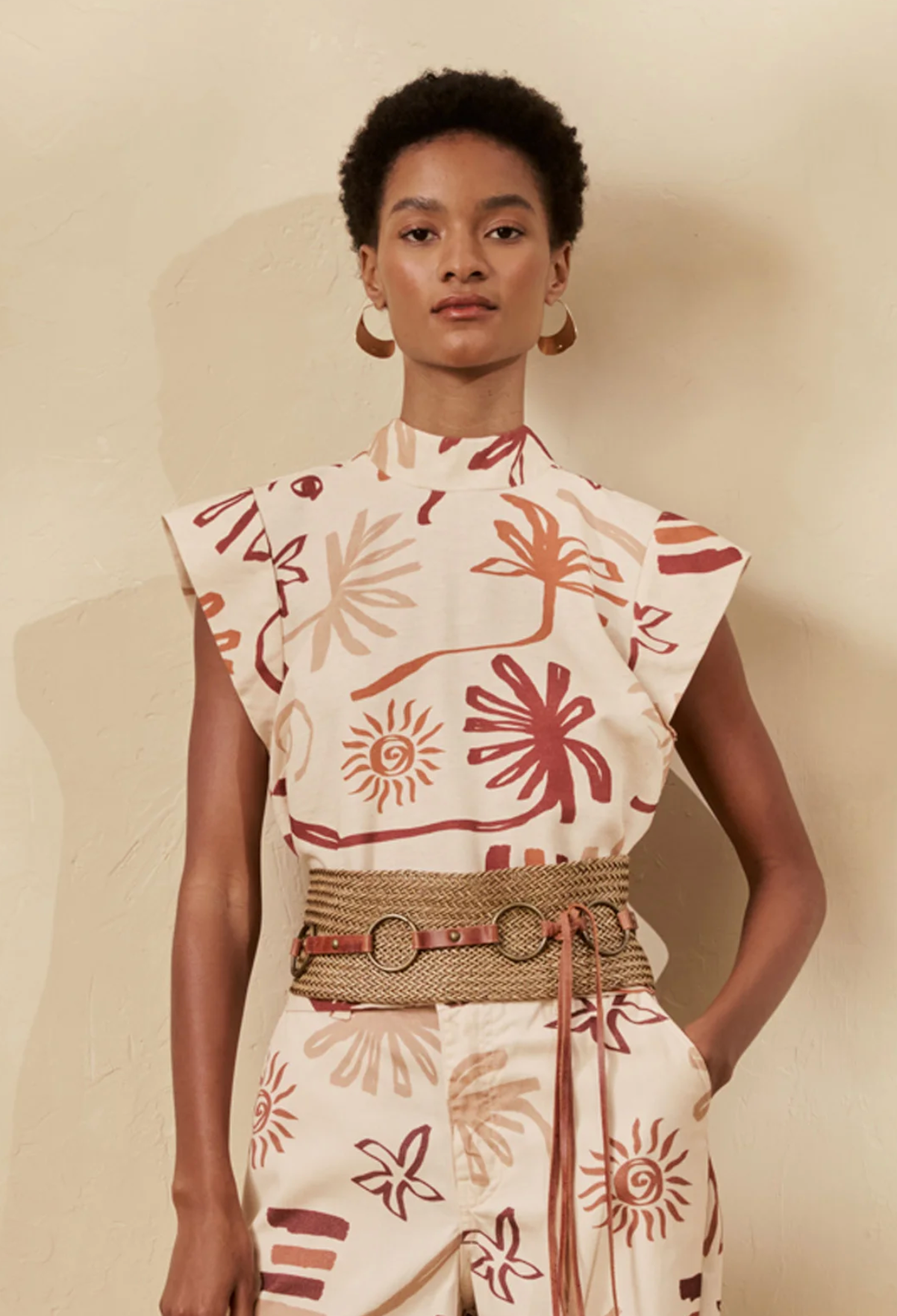 Venatici Top Off White