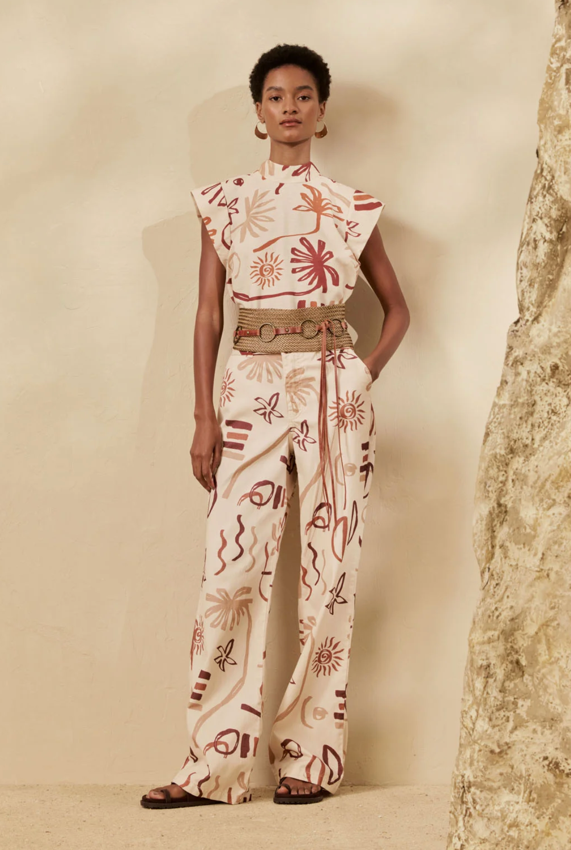 Venatici Top Off White