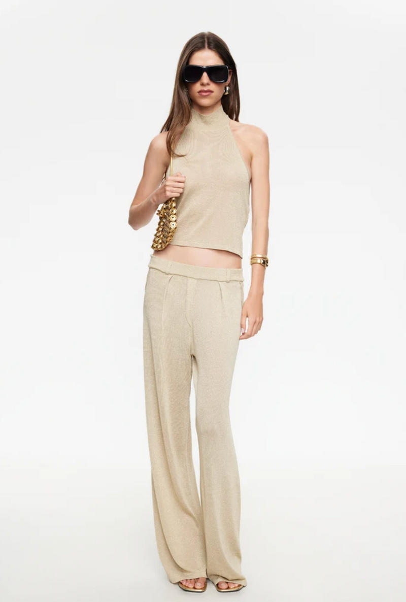 Trophy Halter Oyster