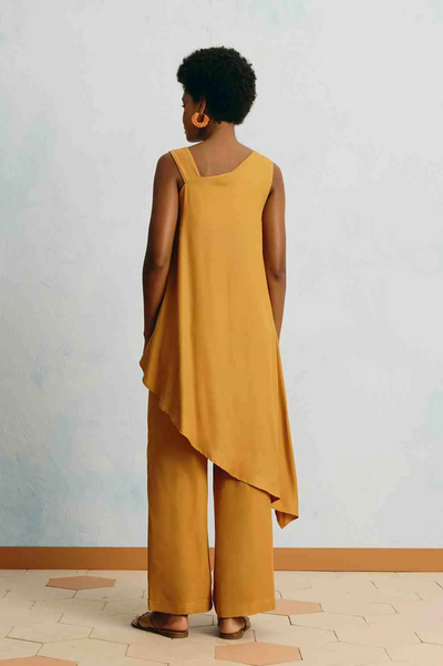 Hilar Blouse Asymetrical