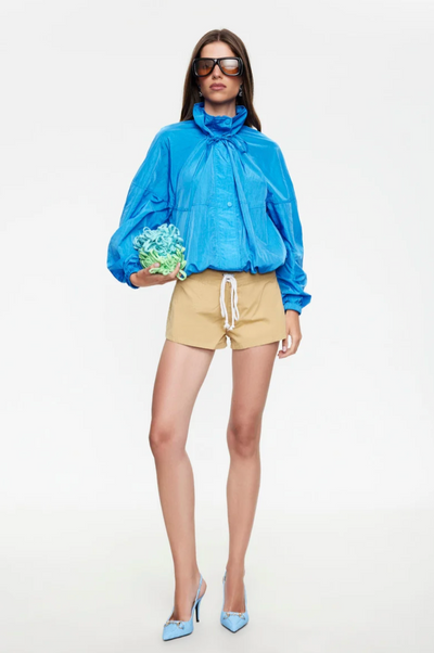 lia Short Camel