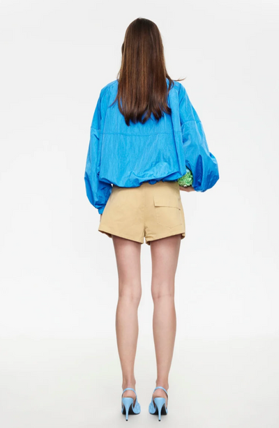 lia Short Camel
