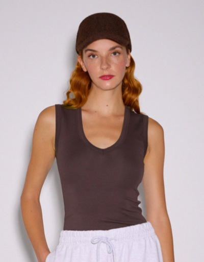 Melek v Neck Top