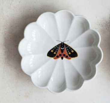 Fluted Dish Insect