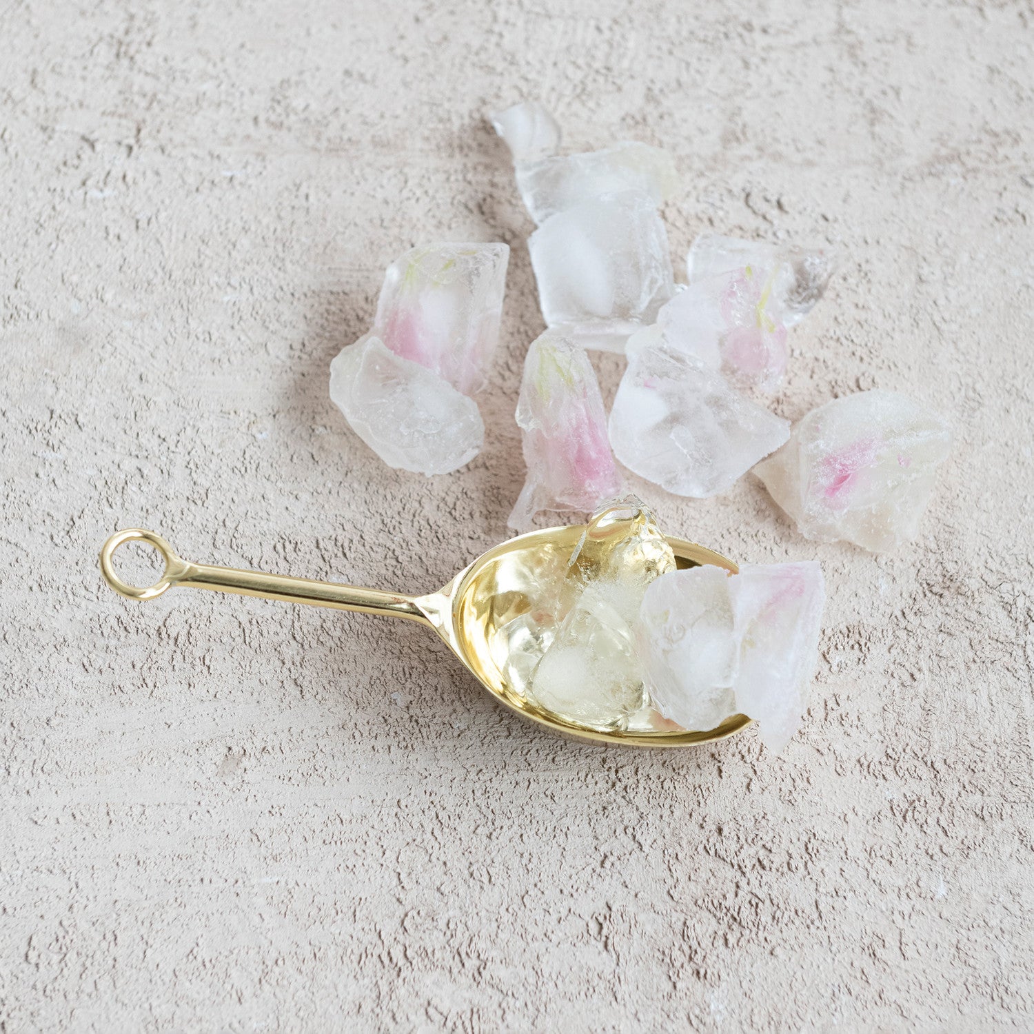 Scoop Gold Finish