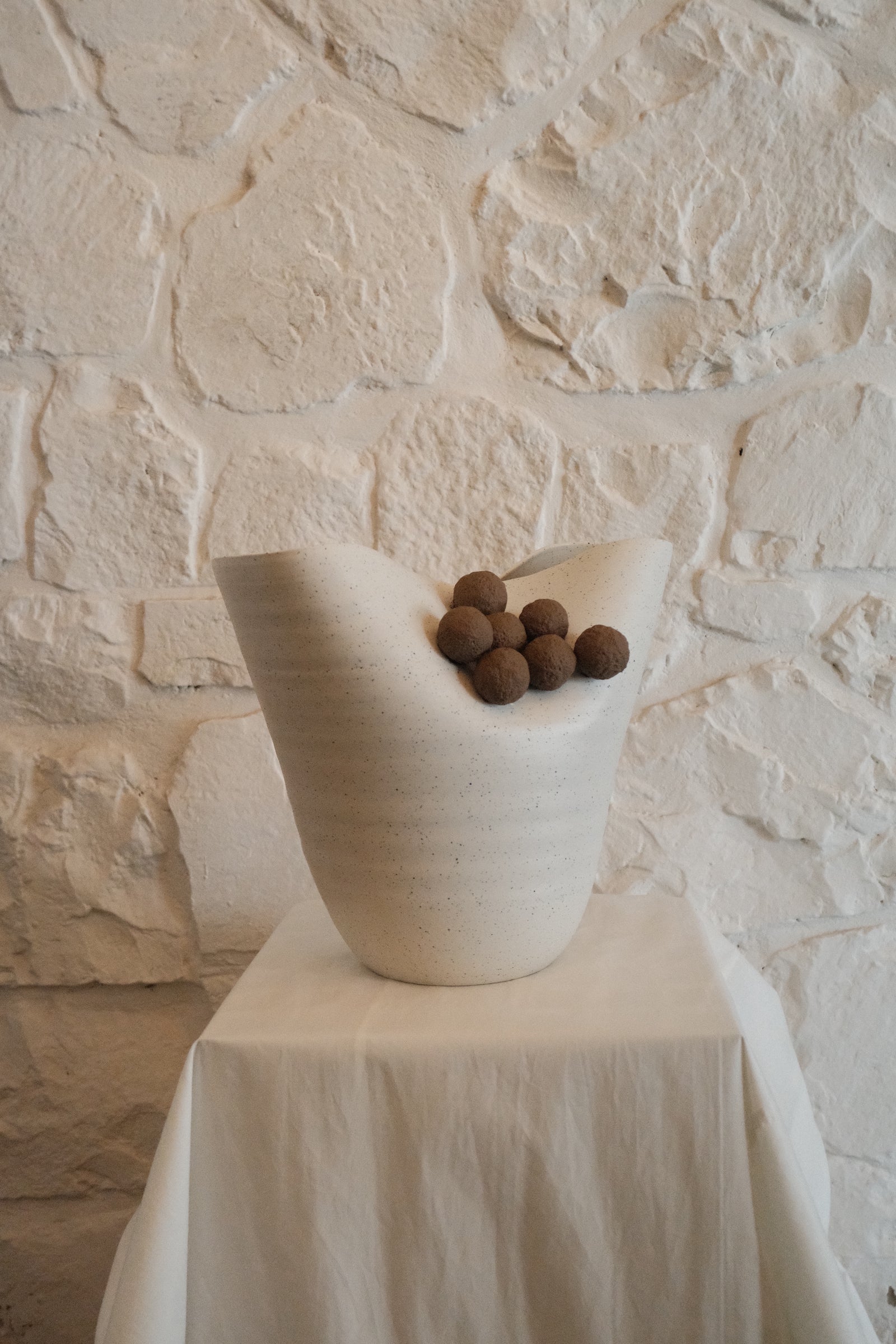 Tainara Ceramic Vase