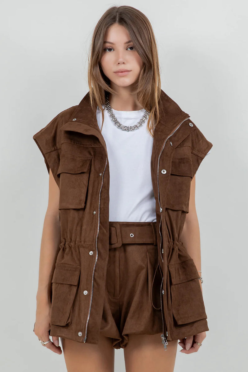 Jessica set Brown