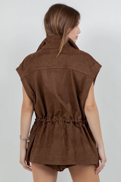 Jessica set Brown