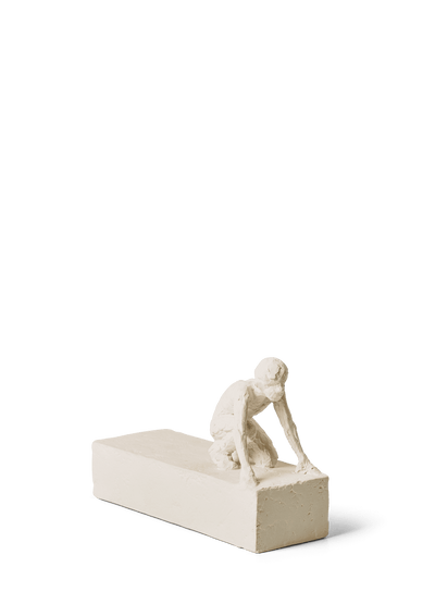 Astro Aries White H 4.7in