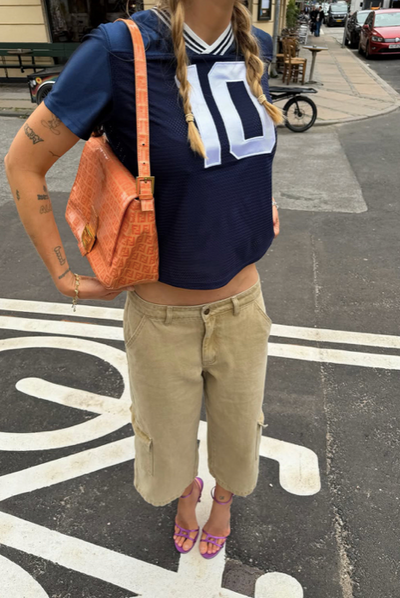 Carries Cargo Camel