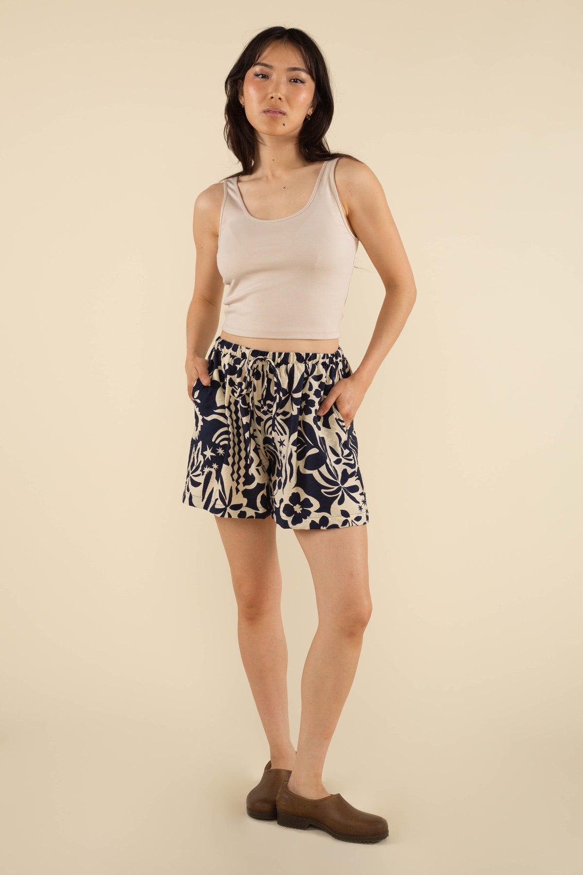 Palma Flowy Short Navy Natural