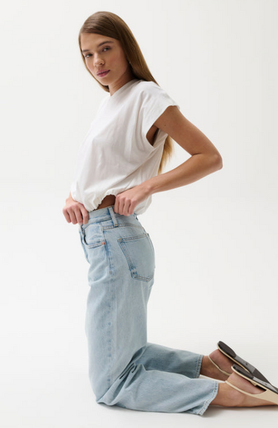 Wes High Rise Barrel Jean Waves