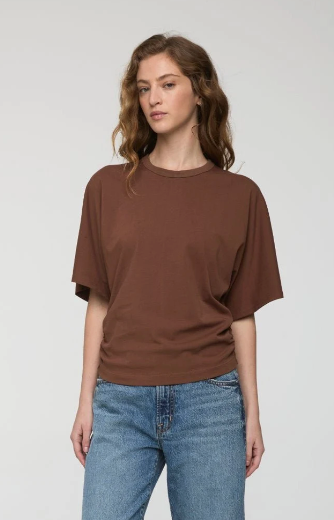 Veronica Kimono Sleeve Fitted Tee Lindt