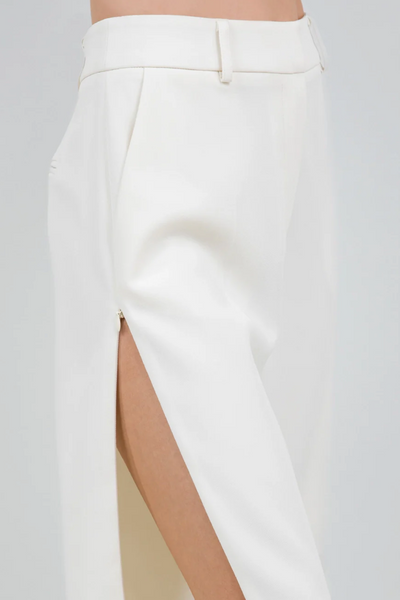 Ani Short Side Zippers Cream