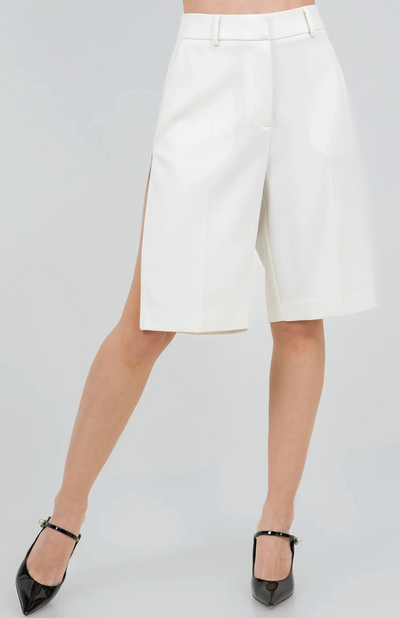 Ani Short Side Zippers Cream