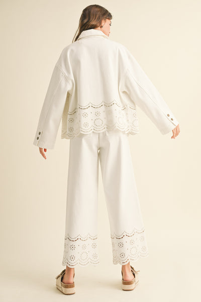 Nadia Pant White