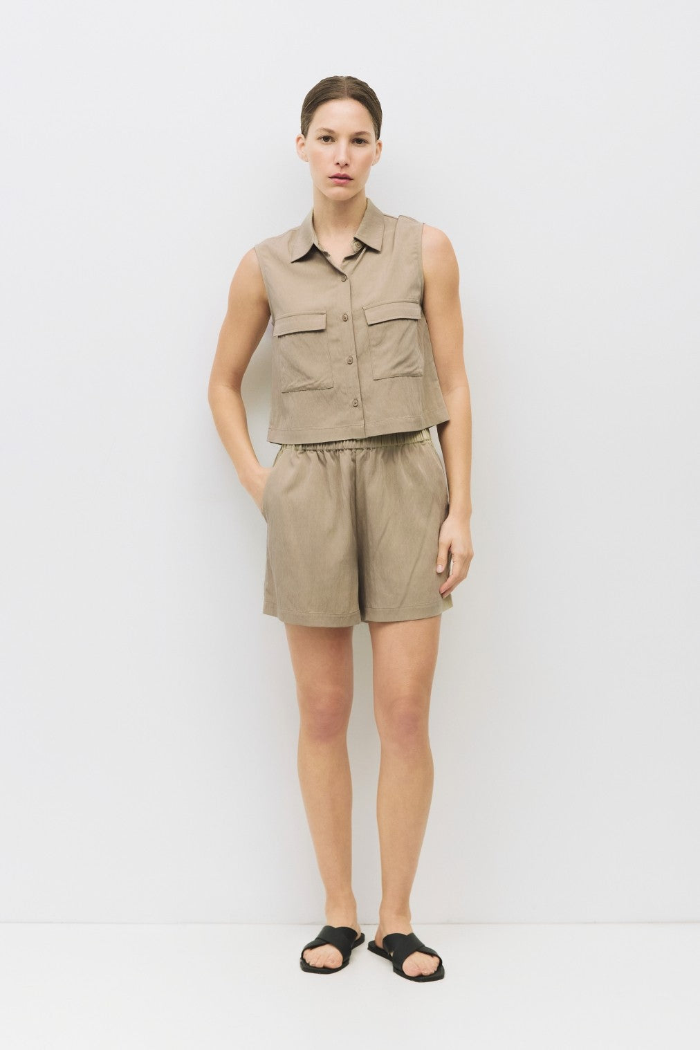 The Marion Short Beige
