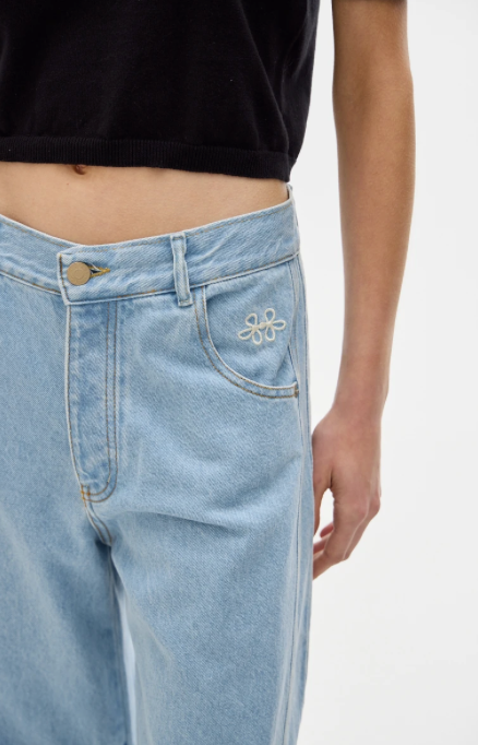 Jean Barrel Soft Baby Blue
