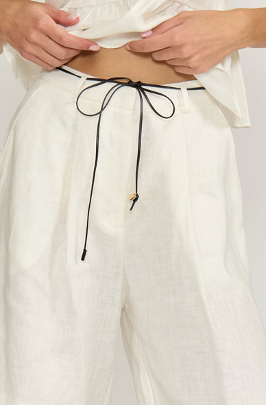 Lottie Shorts White Black