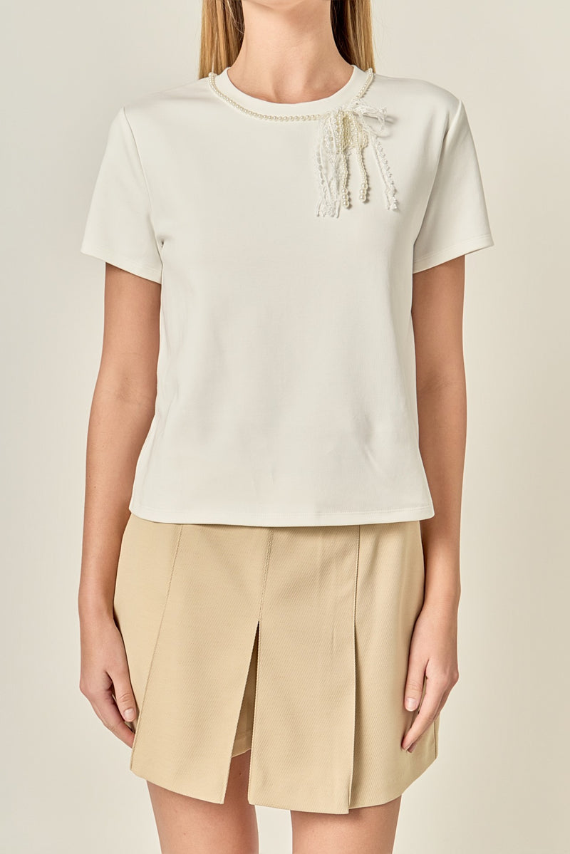Pearl Bow Detailed T Shirt White