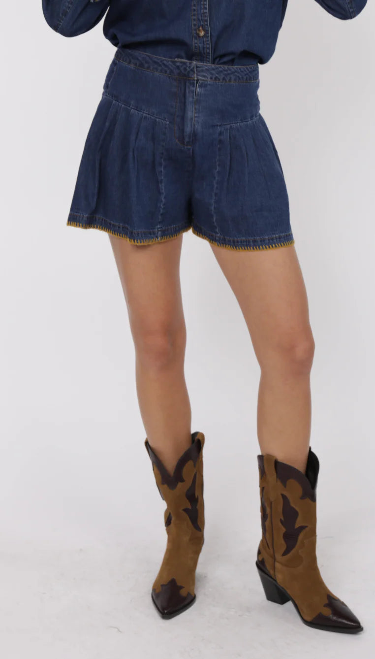 Magnolia Blanket Short Denim