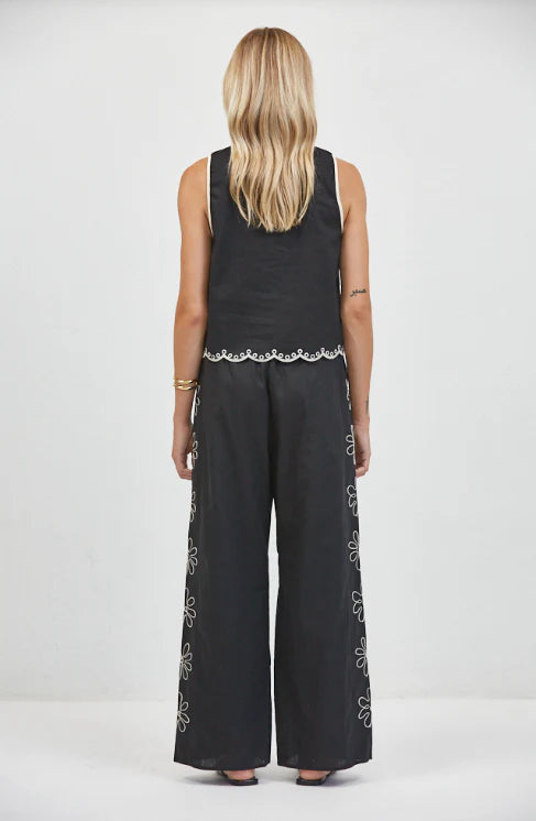 Ardennes tie Vest Top Black