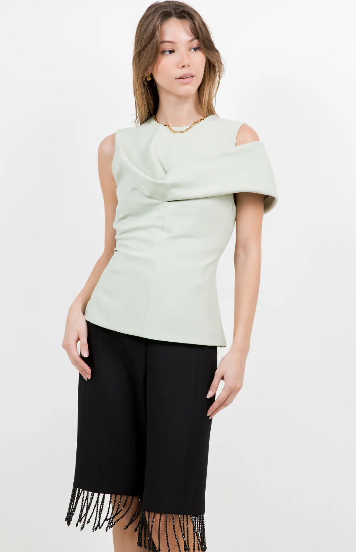 Drack Sleeveless Fitded Top