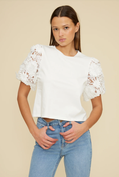 Avi Top White