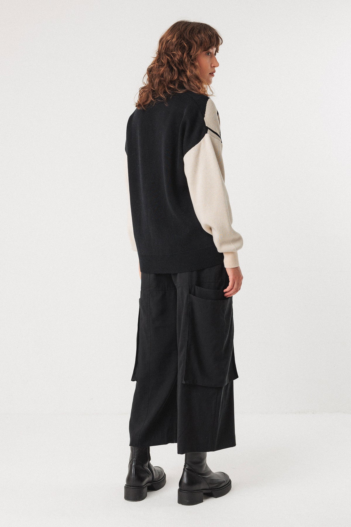 Batirtze-Gots Sweater