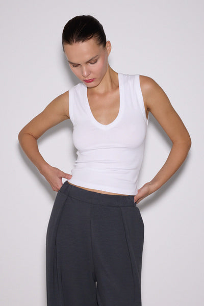 Melek v Neck Top
