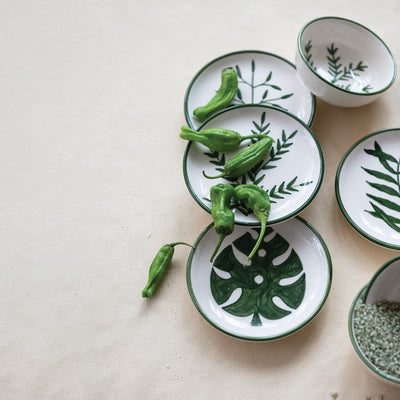 Plate w Pattern Botanical Inside