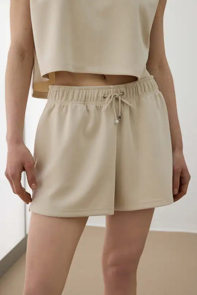Sneaker Short