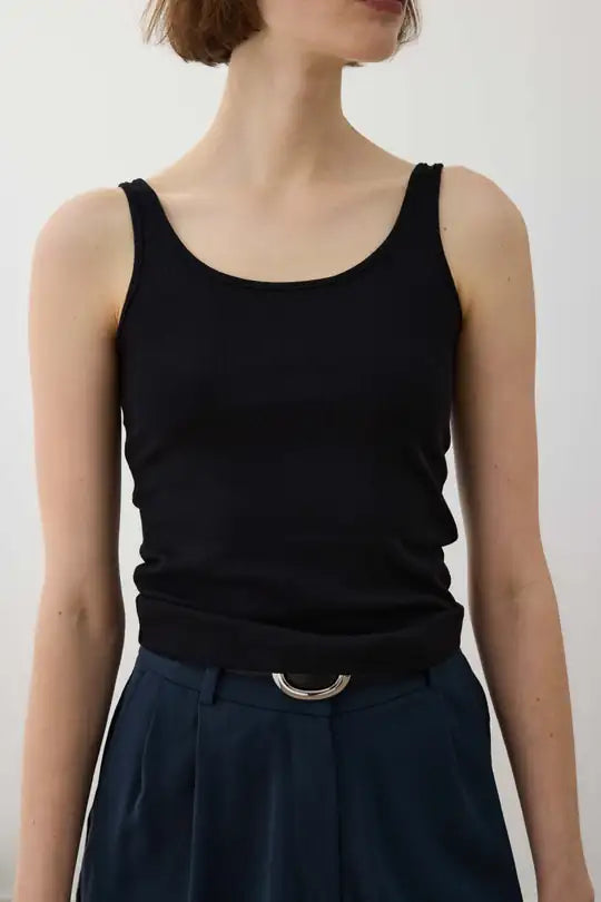 Yaka Ribbed Tank Top
