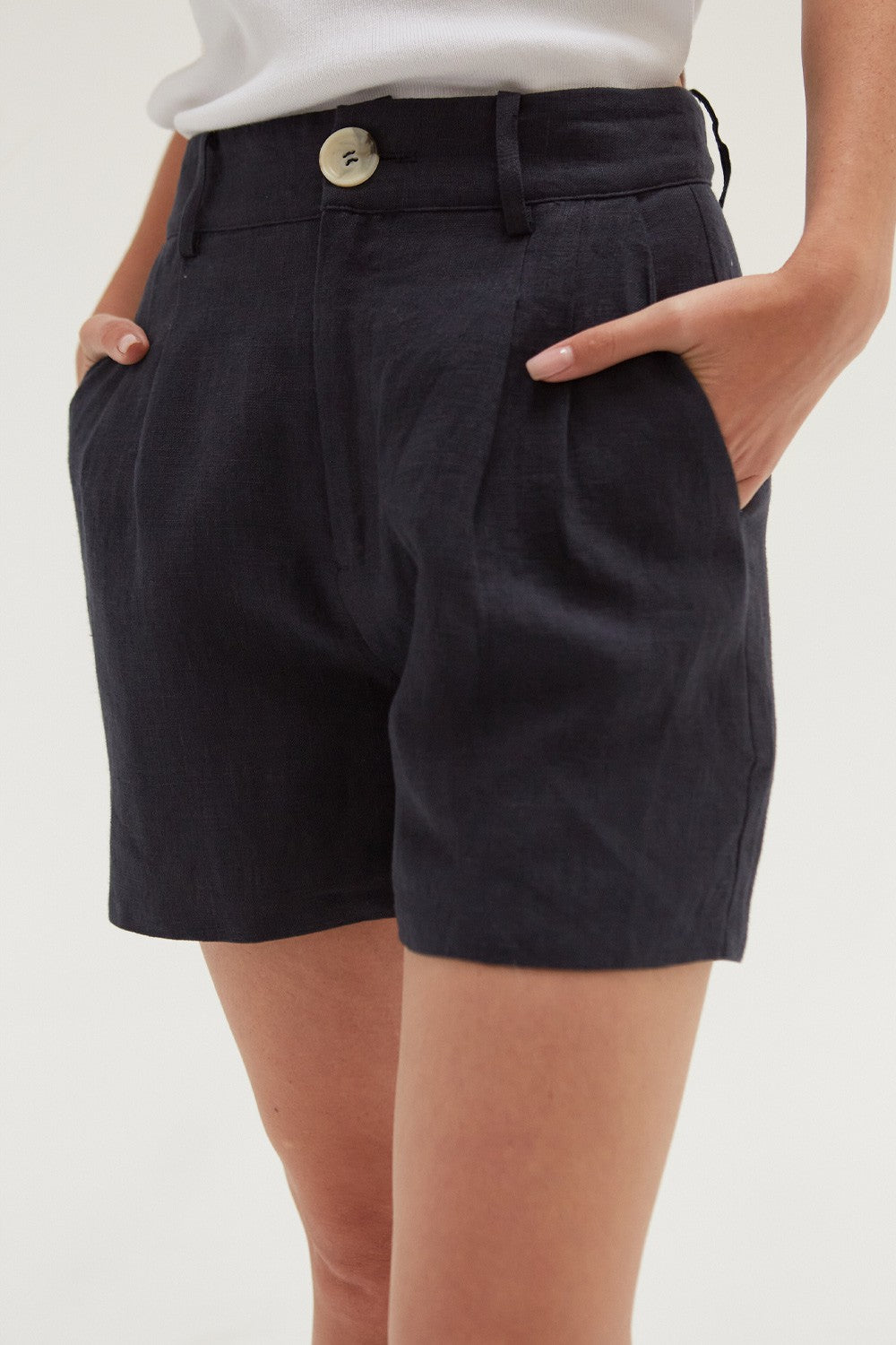 Hanson Flax Linen Shorts Navy