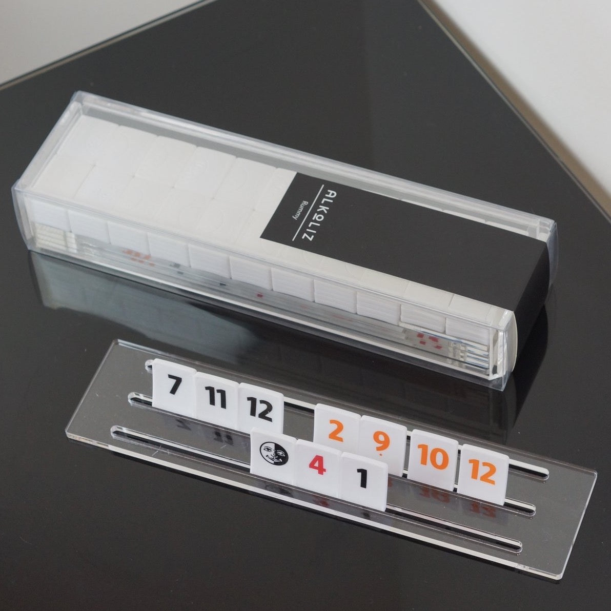 Alkoliz Acrylic Rummy (White)