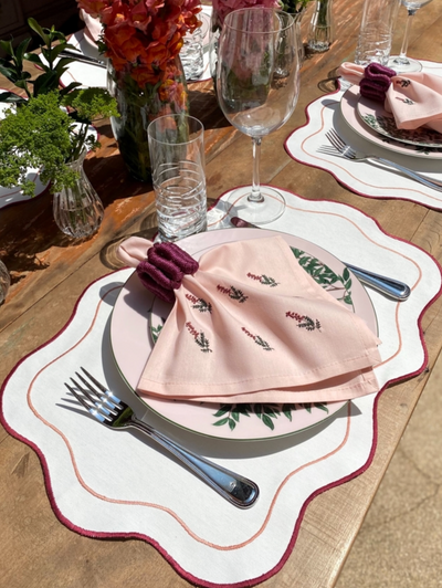 Sardenha Waterproof Placemat Off White with Burgundy and Rose